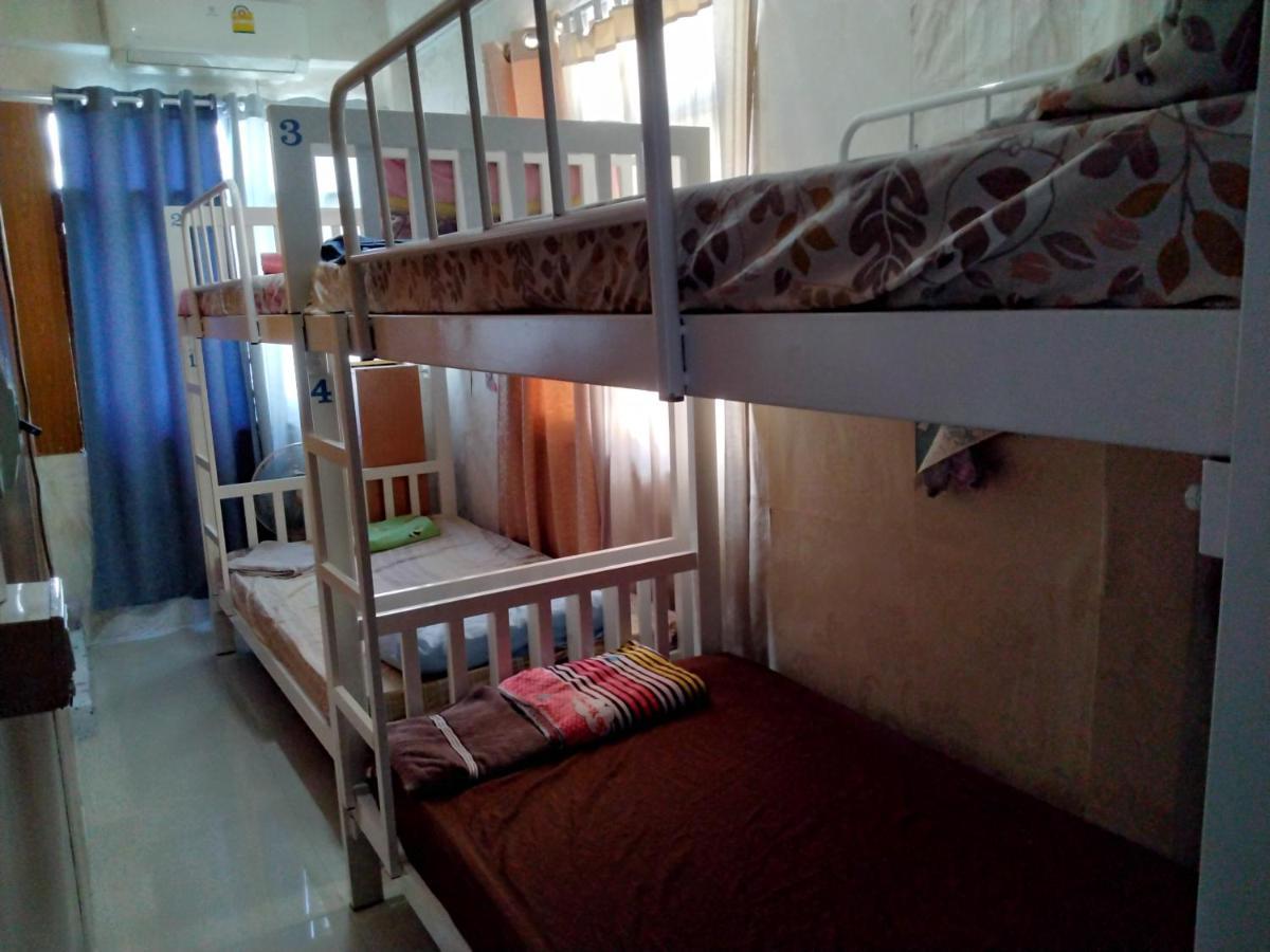 Danee Hostel Bangkok Extérieur photo