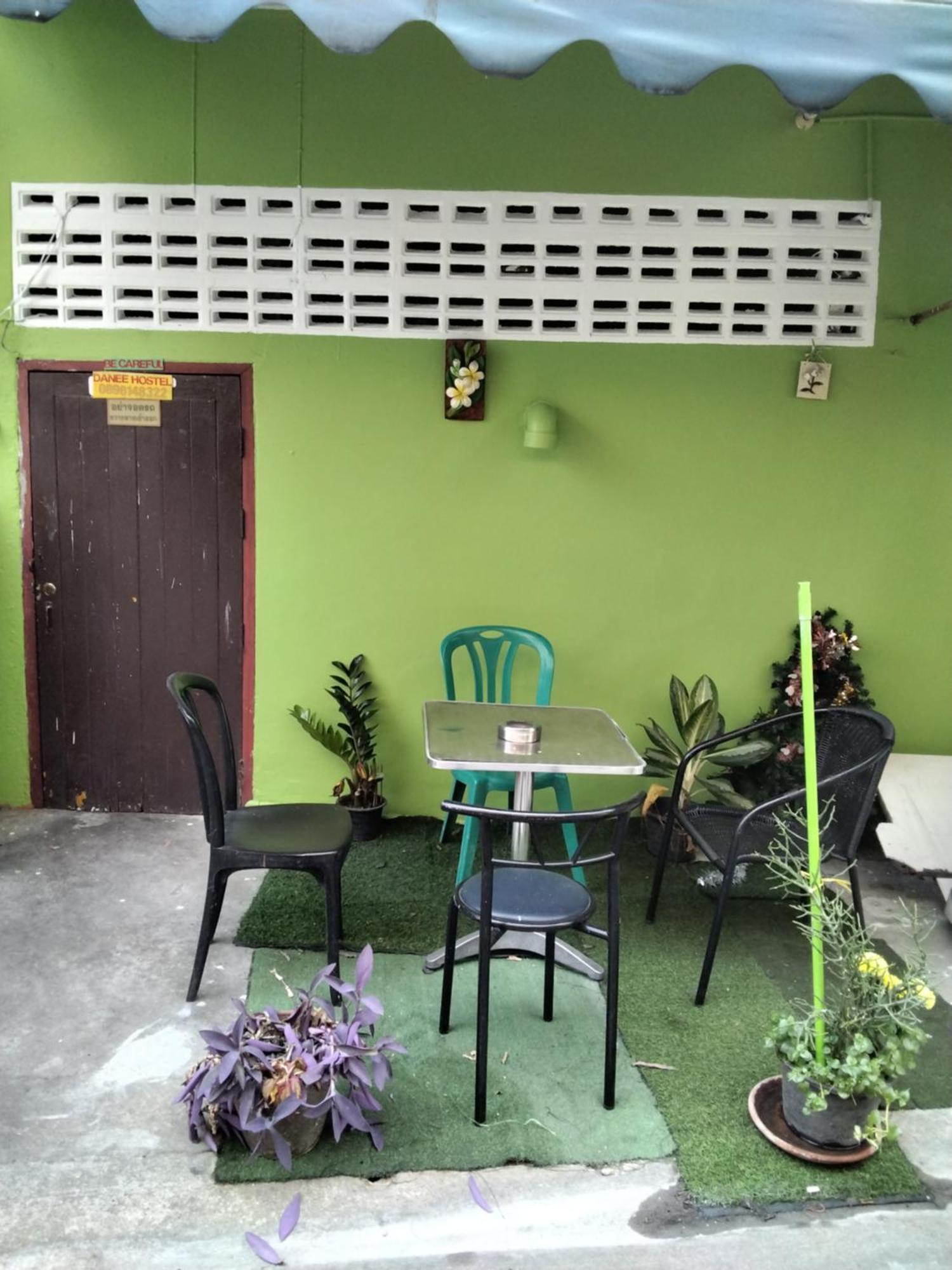 Danee Hostel Bangkok Extérieur photo