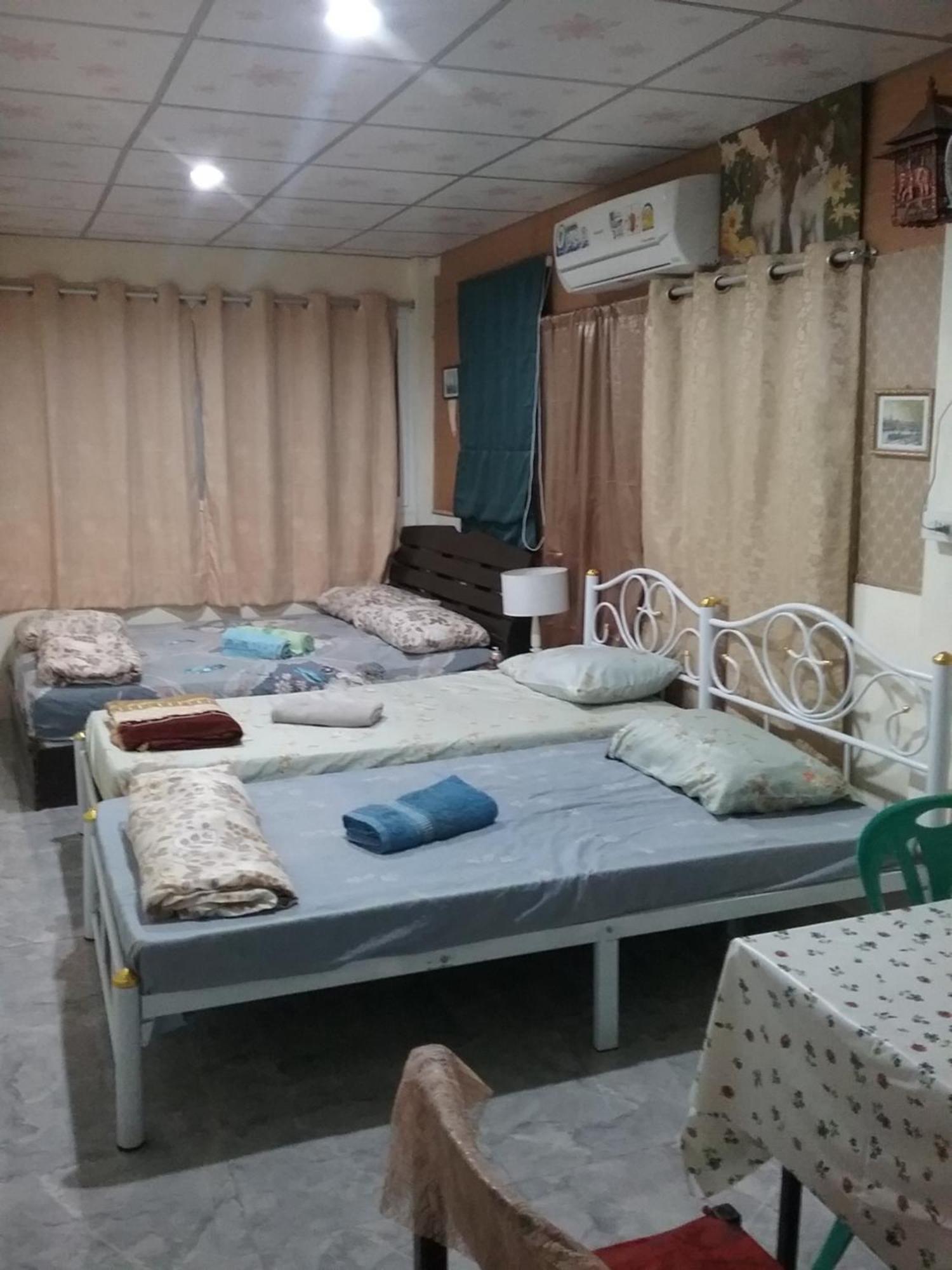 Danee Hostel Bangkok Extérieur photo