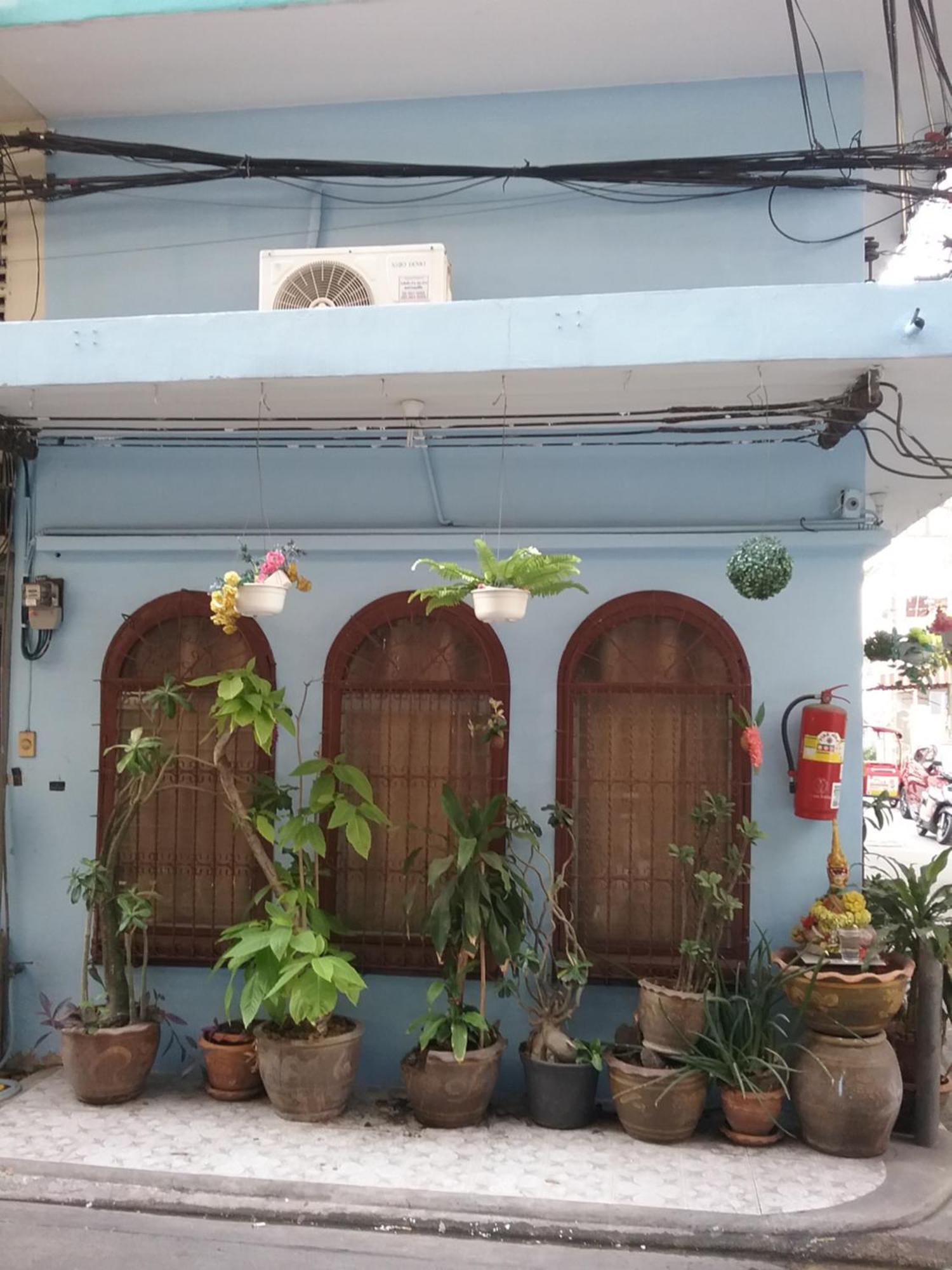 Danee Hostel Bangkok Extérieur photo