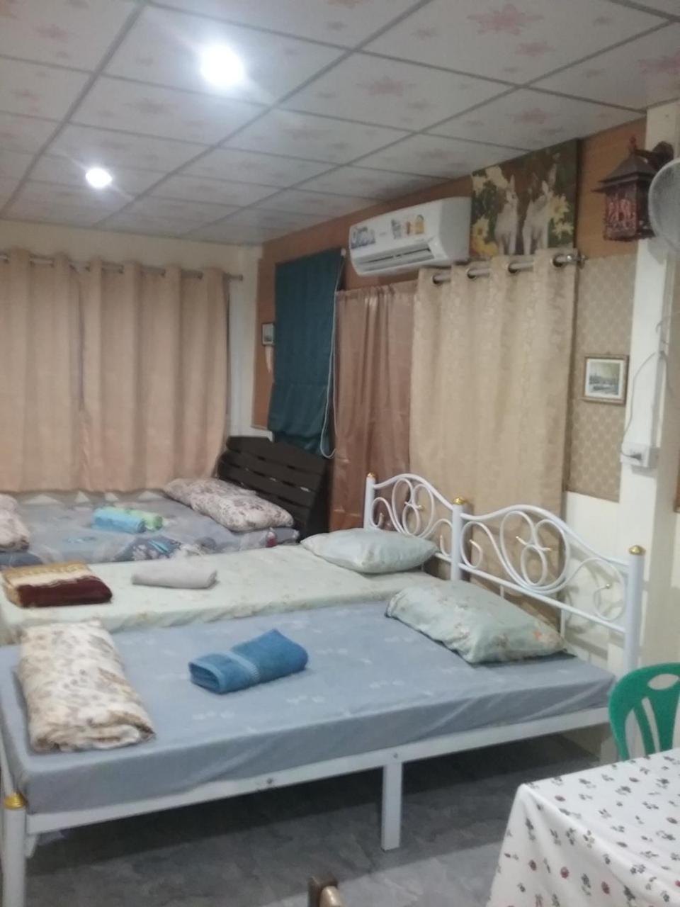 Danee Hostel Bangkok Extérieur photo